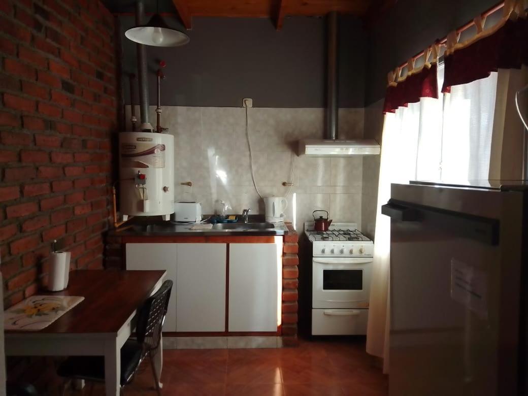 Departamentos Alvear 埃斯克尔 客房 照片