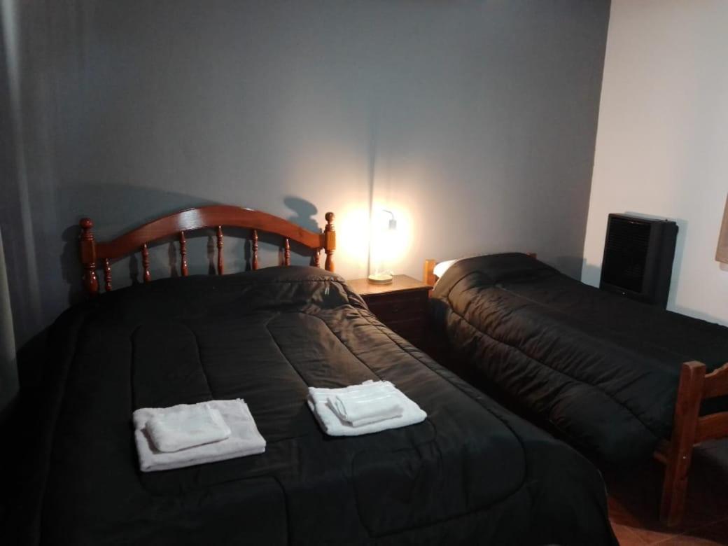 Departamentos Alvear 埃斯克尔 客房 照片
